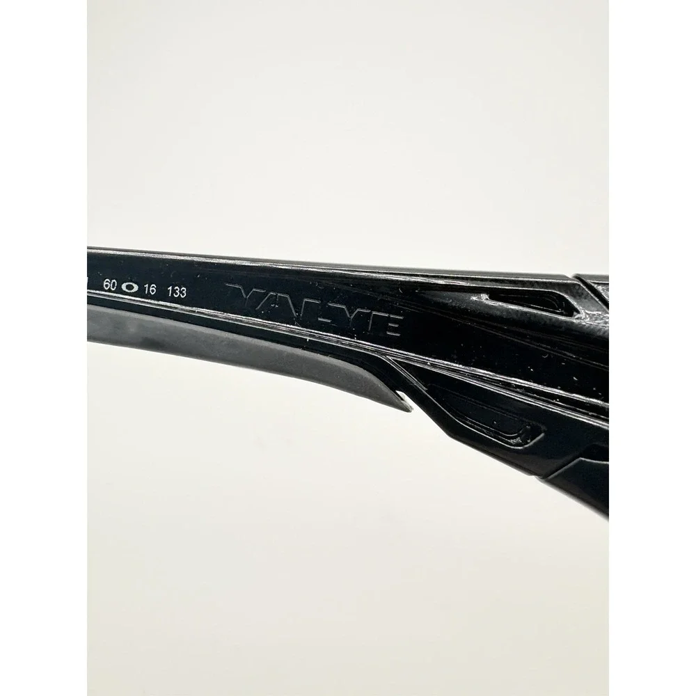Oakley Valve OO9236-01 Mens Sunglasses - Polished Black/Black Iridium 60-16-133